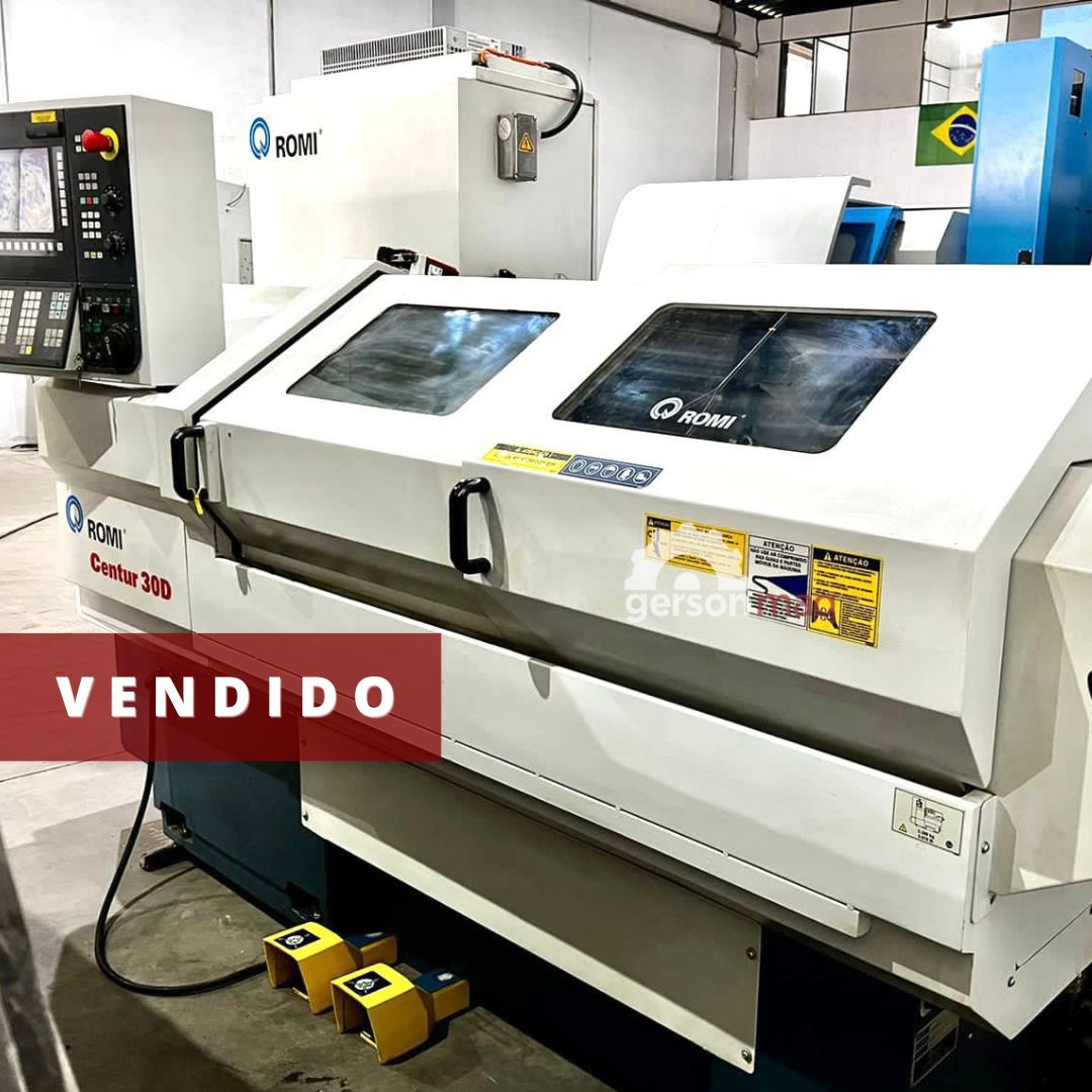 TORNO CNC ROMI CENTUR 30 D ANO 2011